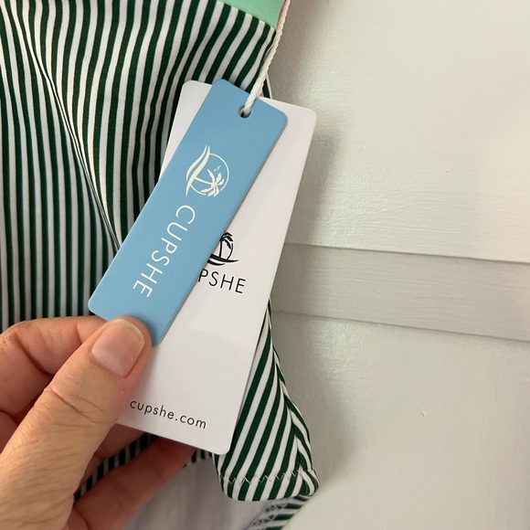 CUPSHE Women's Countryside Style Floral Cross Tie One-Piece Swimsuit NWT Size S - Picture 7 of 8